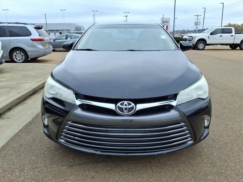 2015 Toyota Camry 4dr Sdn I4 Auto LE
