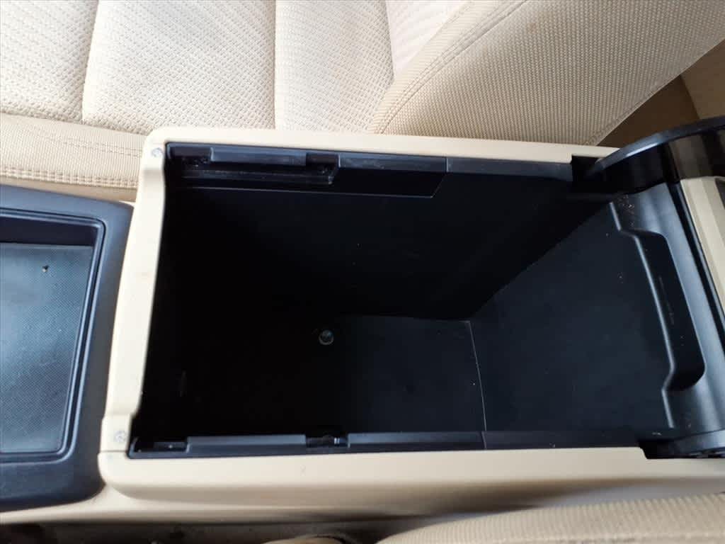 2015 Toyota Camry 4dr Sdn I4 Auto LE