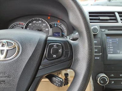 2015 Toyota Camry 4dr Sdn I4 Auto LE