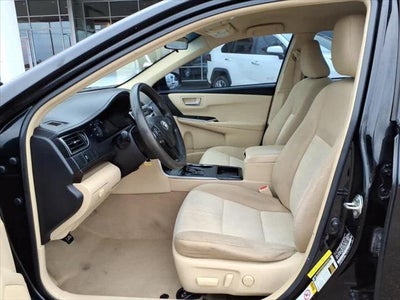 2015 Toyota Camry 4dr Sdn I4 Auto LE
