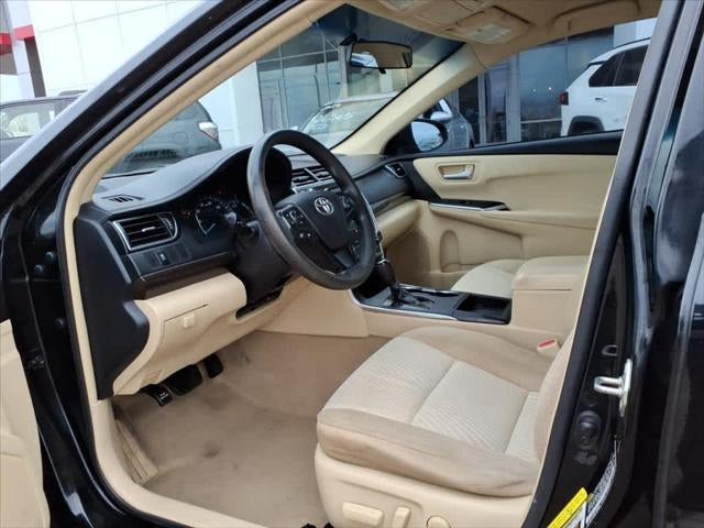 2015 Toyota Camry 4dr Sdn I4 Auto LE