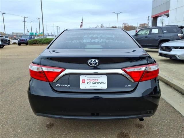 2015 Toyota Camry 4dr Sdn I4 Auto LE