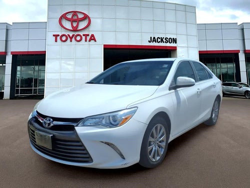 2016 Toyota Camry 4dr Sdn I4 Auto XLE