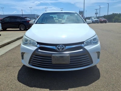2016 Toyota Camry 4dr Sdn I4 Auto XLE