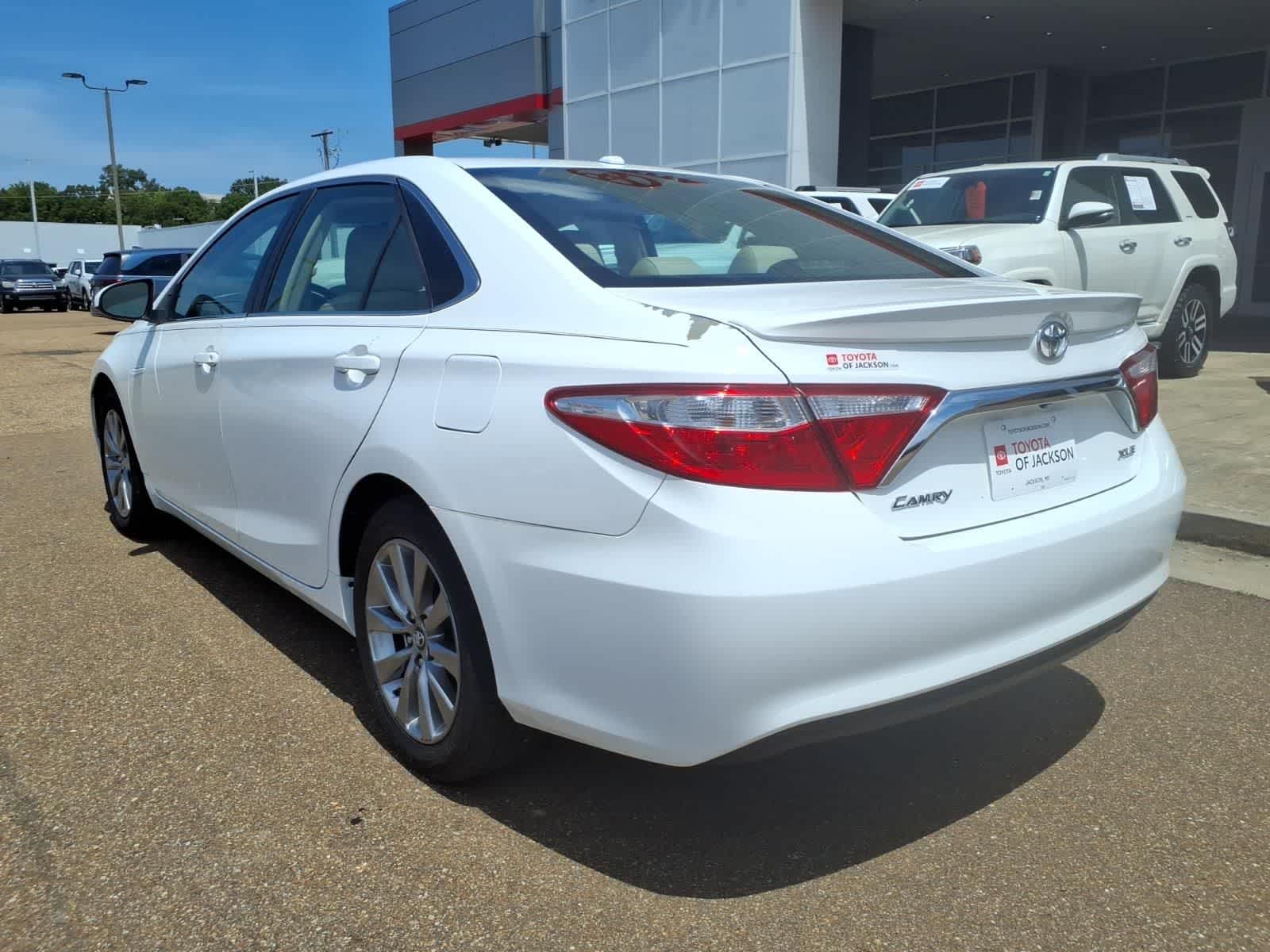 2016 Toyota Camry 4dr Sdn I4 Auto XLE