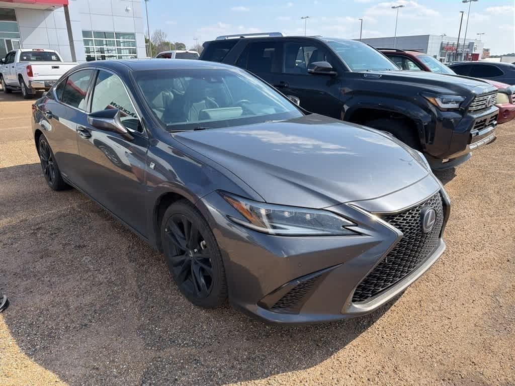 2022 Lexus ES ES 300h F SPORT FWD