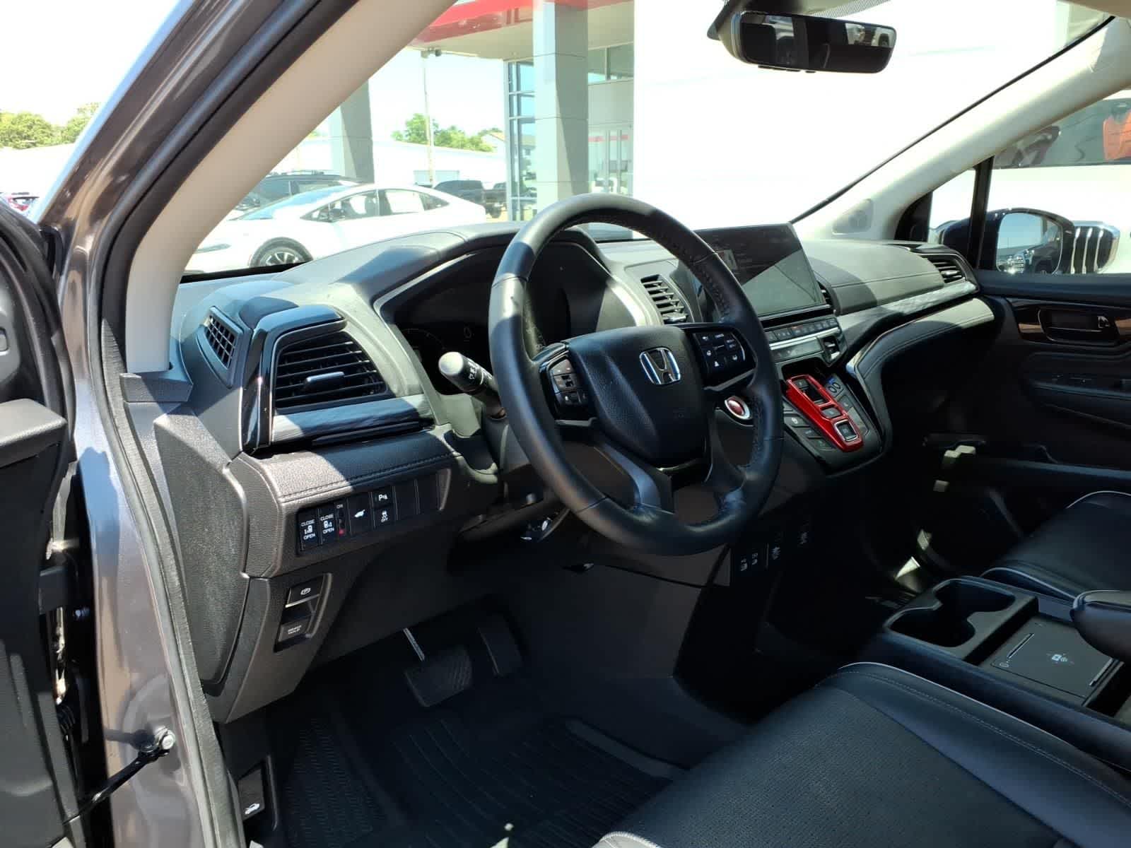 2025 Honda Odyssey Elite Auto