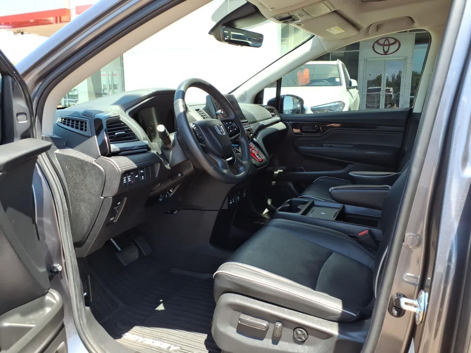 2025 Honda Odyssey Elite Auto