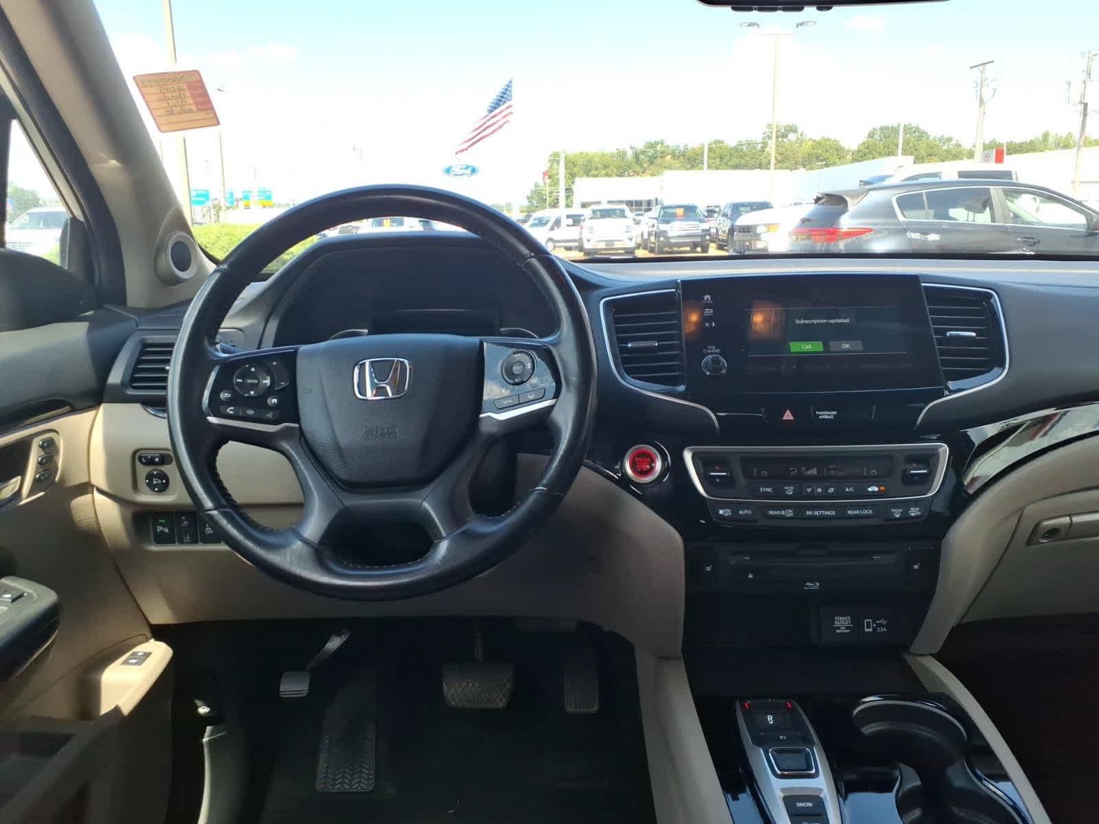 2019 Honda Pilot Touring 8-Passenger 2WD