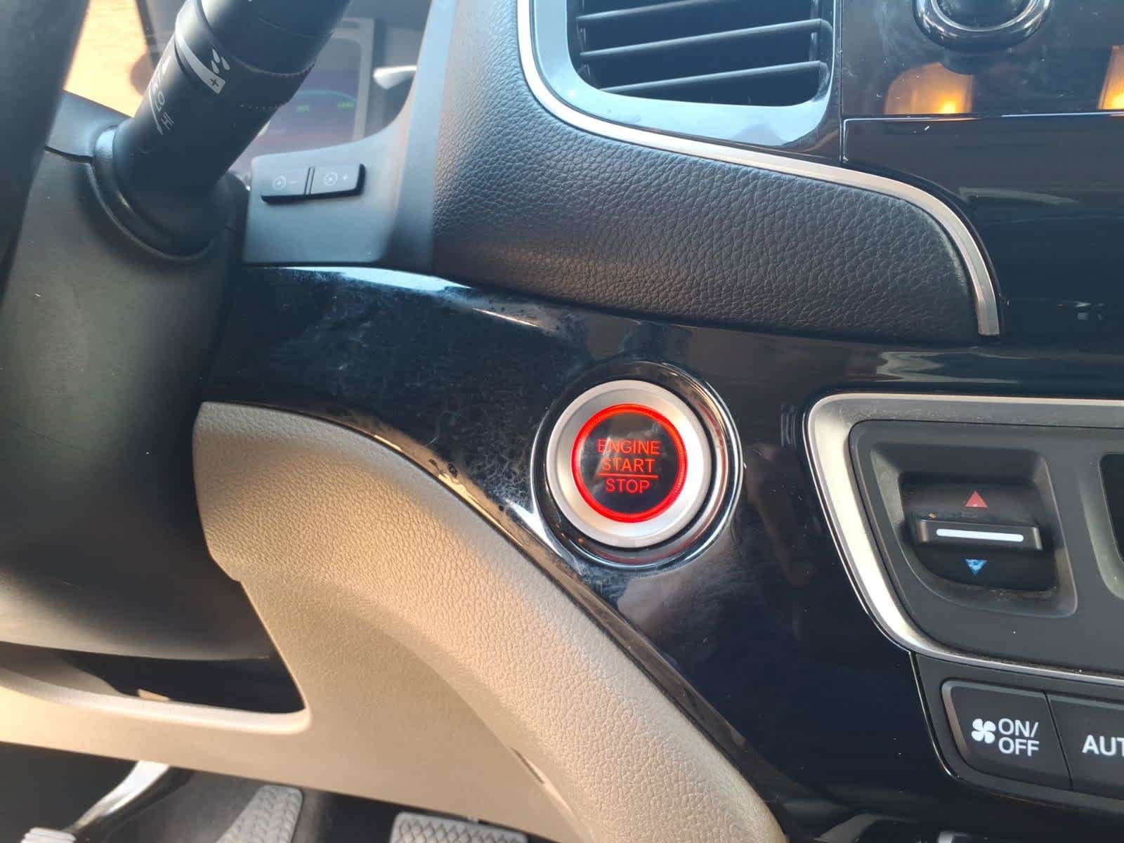 2019 Honda Pilot Touring 8-Passenger 2WD