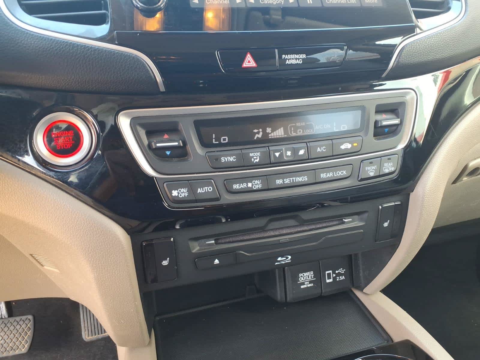 2019 Honda Pilot Touring 8-Passenger 2WD