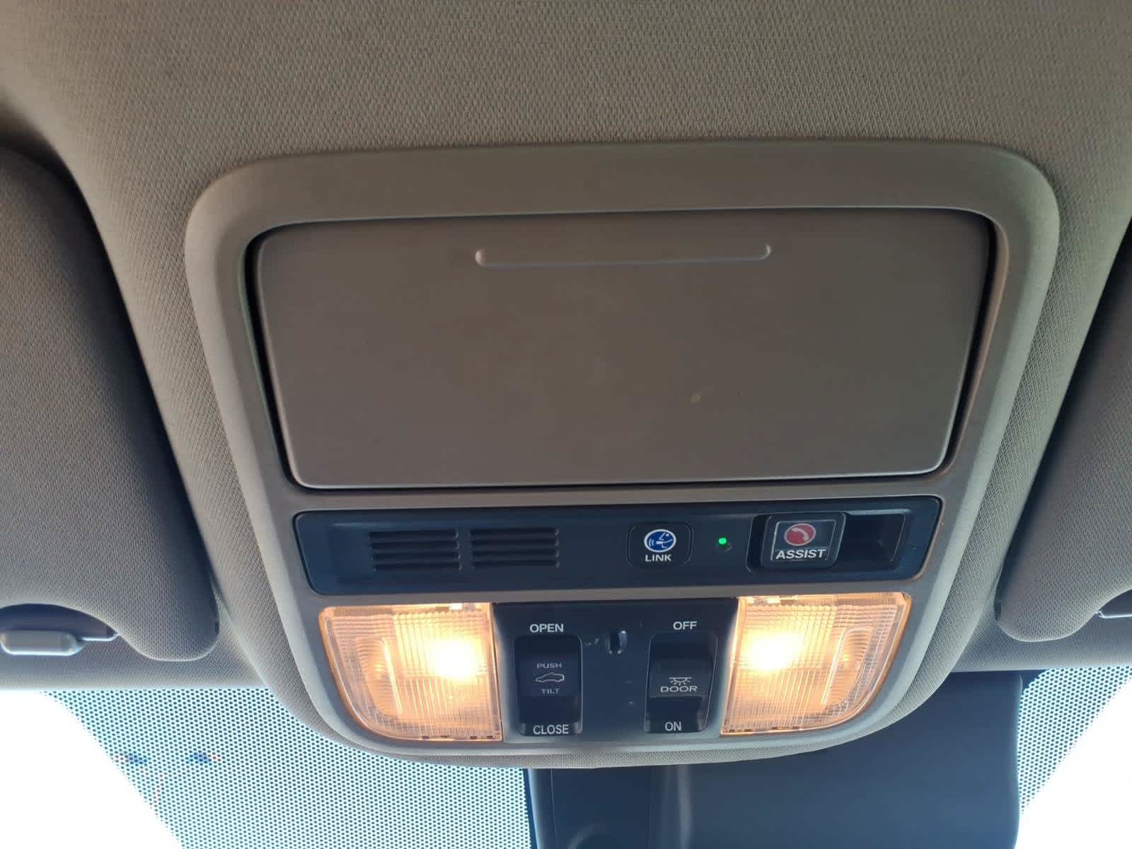 2019 Honda Pilot Touring 8-Passenger 2WD