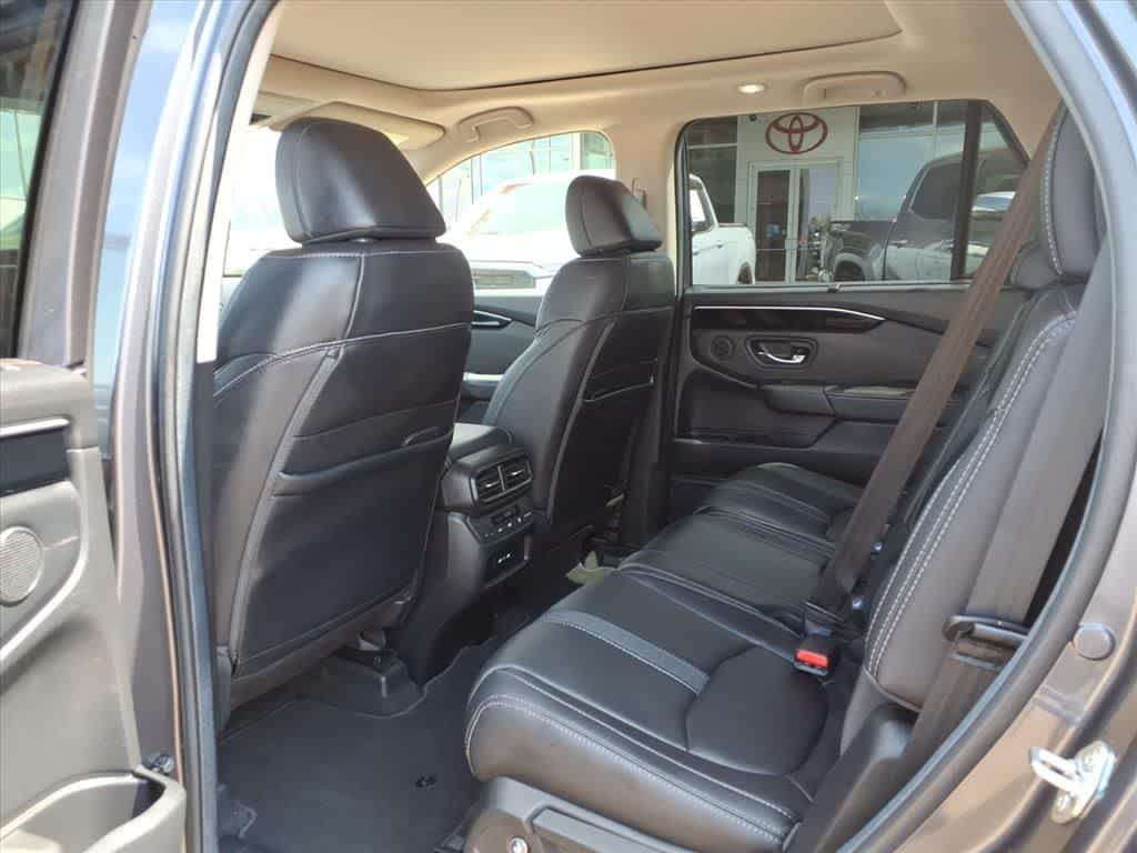 2025 Honda Pilot Touring AWD