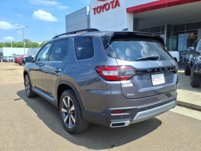 2025 Honda Pilot Touring AWD