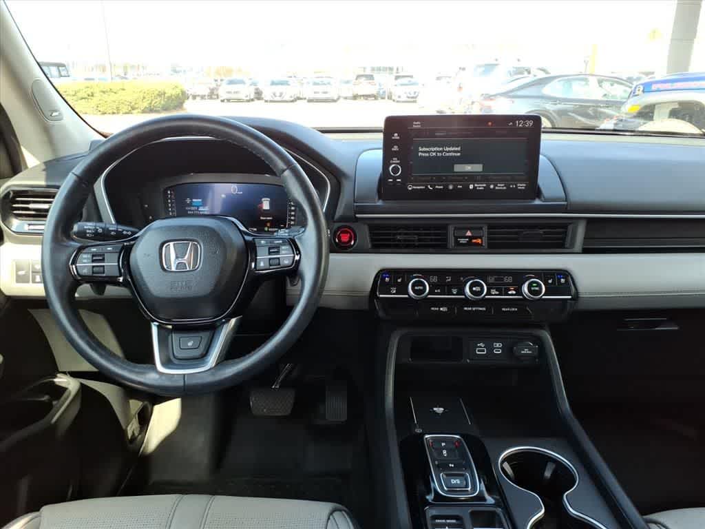 2025 Honda Pilot Elite AWD