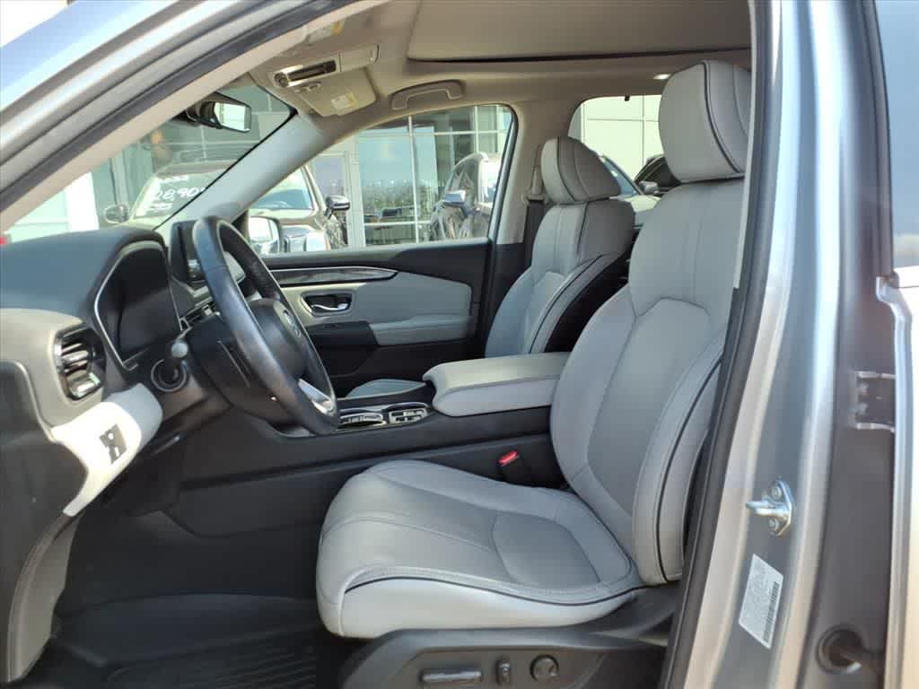 2025 Honda Pilot Elite AWD