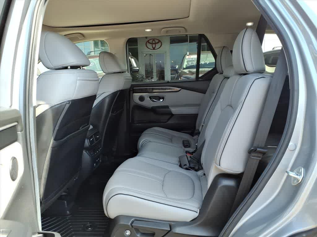 2025 Honda Pilot Elite AWD