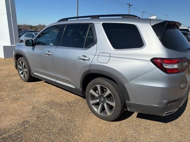 2025 Honda Pilot Elite AWD