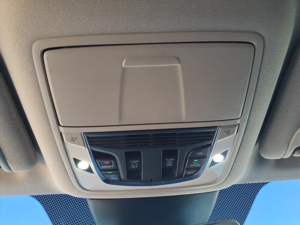 2022 Acura MDX SH-AWD w/Technology Package