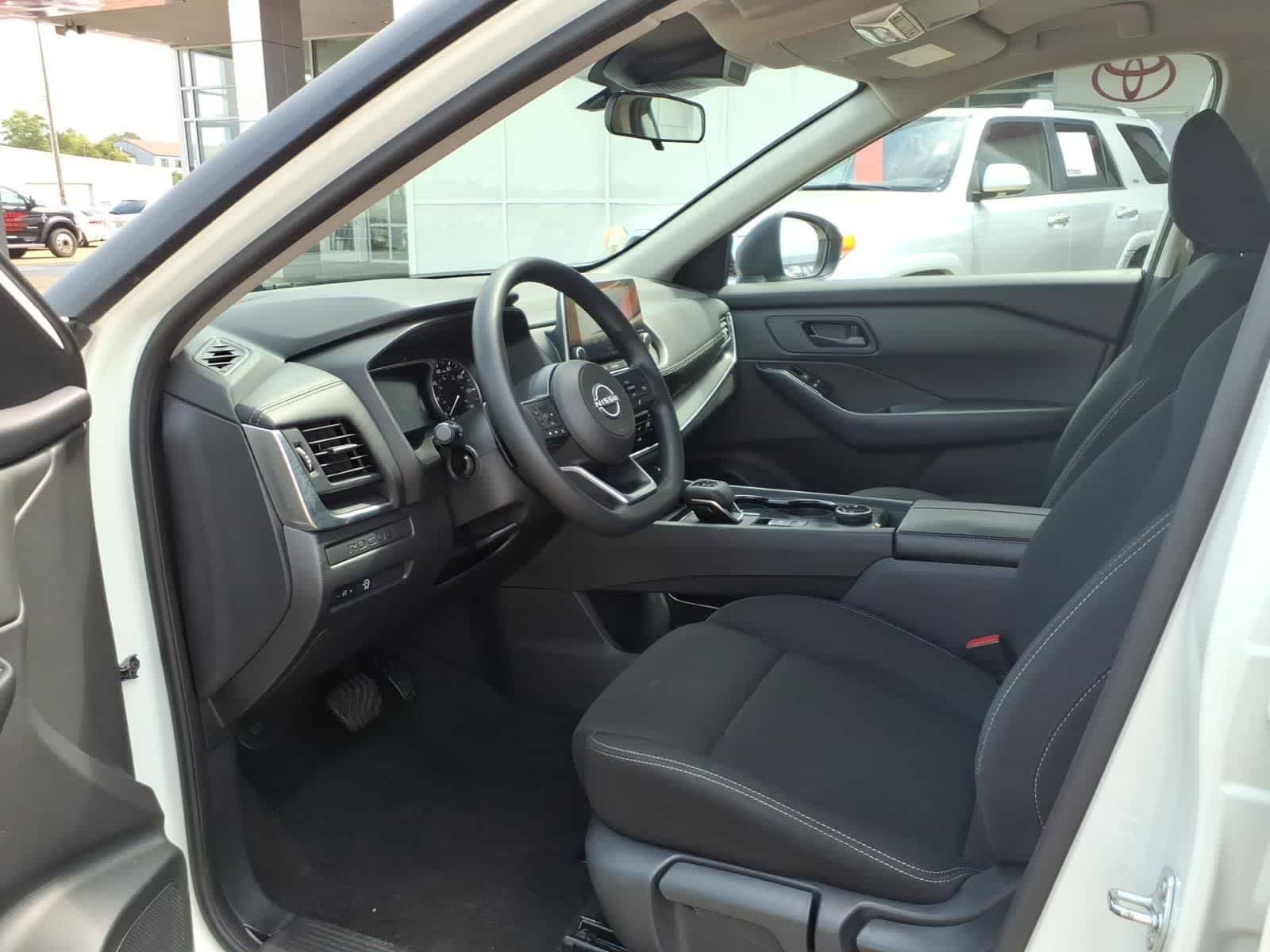 2024 Nissan Rogue AWD S