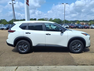 2024 Nissan Rogue AWD S