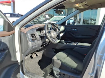 2023 Nissan Rogue FWD SV