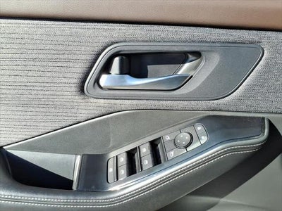 2023 Nissan Rogue FWD SV