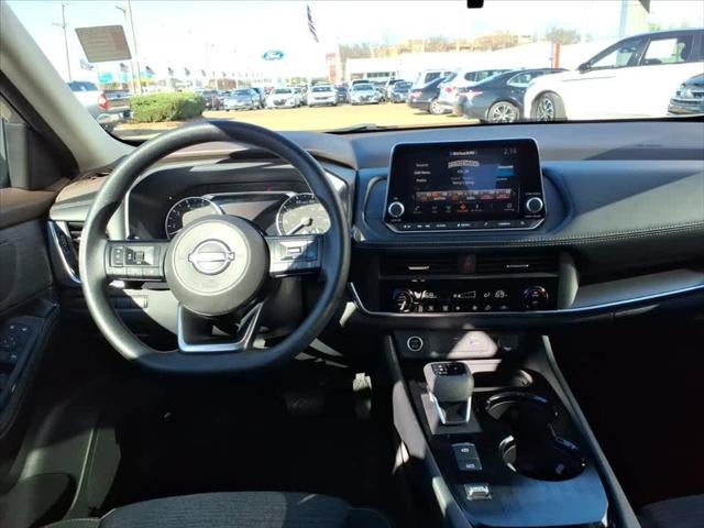 2023 Nissan Rogue FWD SV