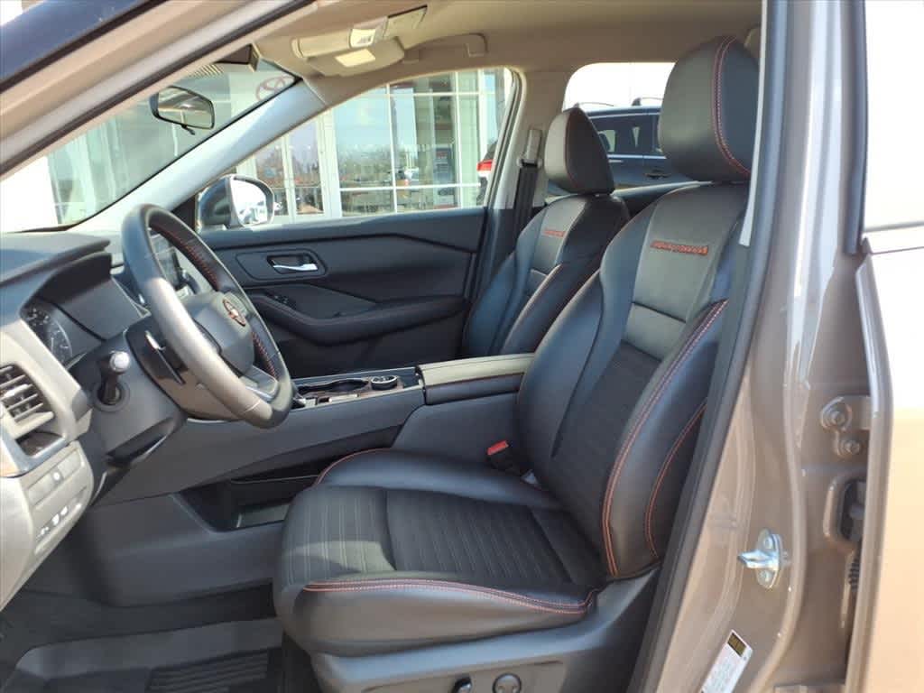 2025 Nissan Rogue AWD Rock Creek