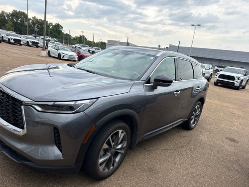 2023 INFINITI QX60 LUXE FWD