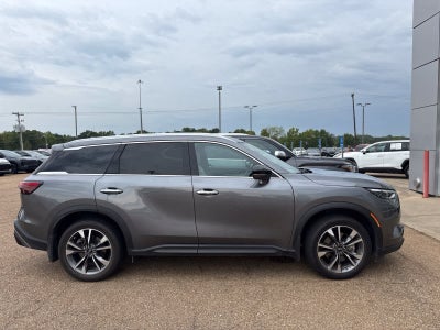 2023 INFINITI QX60 LUXE FWD