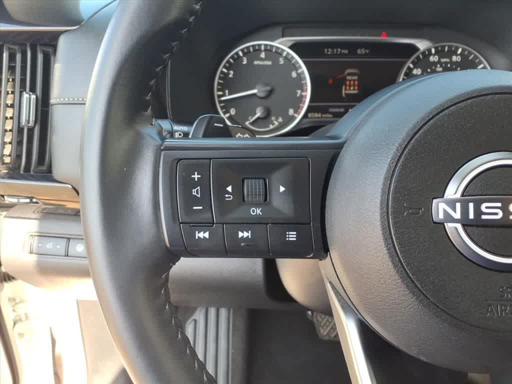 2025 Nissan Pathfinder SV 2WD