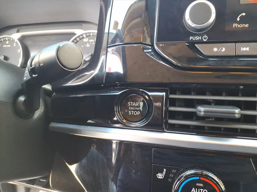 2025 Nissan Pathfinder SV 2WD