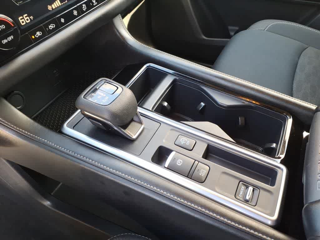 2025 Nissan Pathfinder SV 2WD