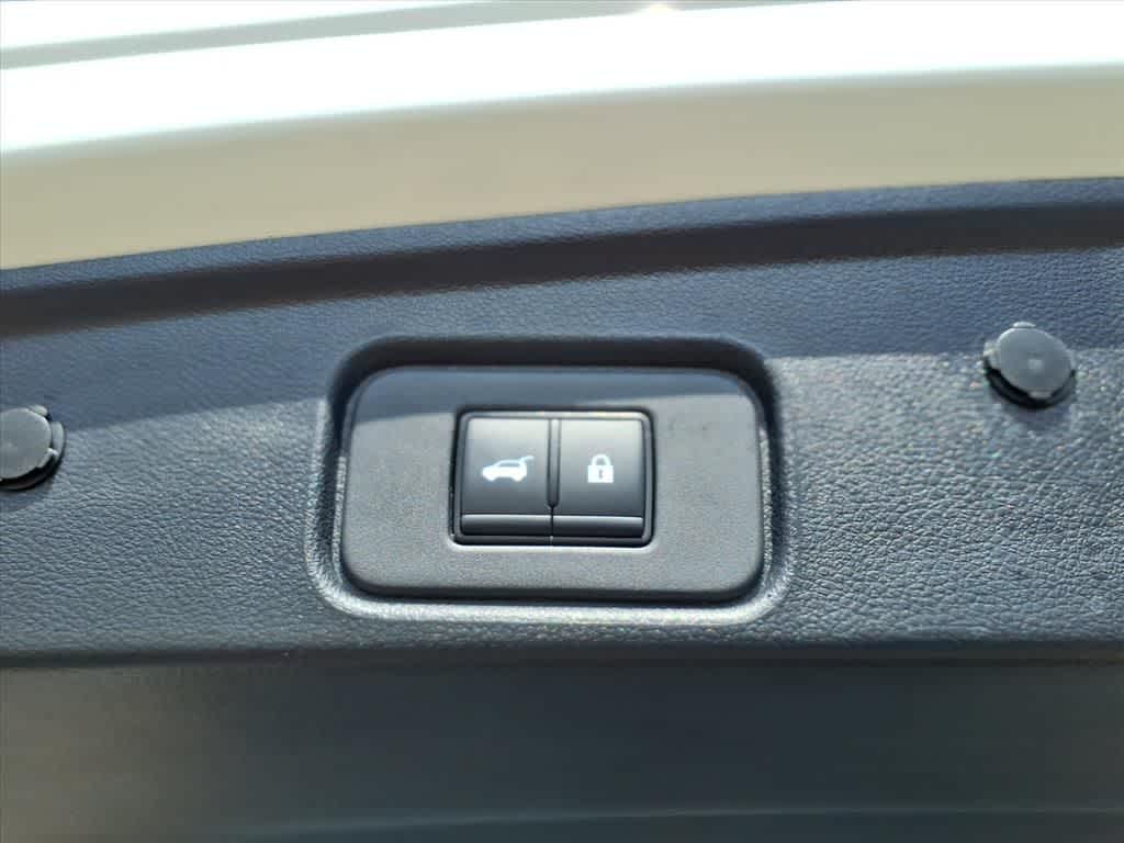 2025 Nissan Pathfinder SV 2WD