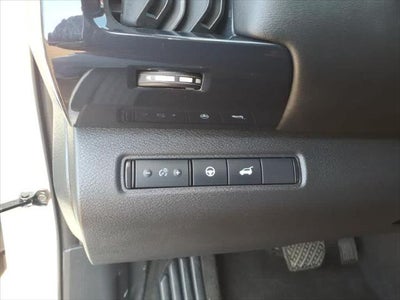 2025 Nissan Pathfinder SV 2WD