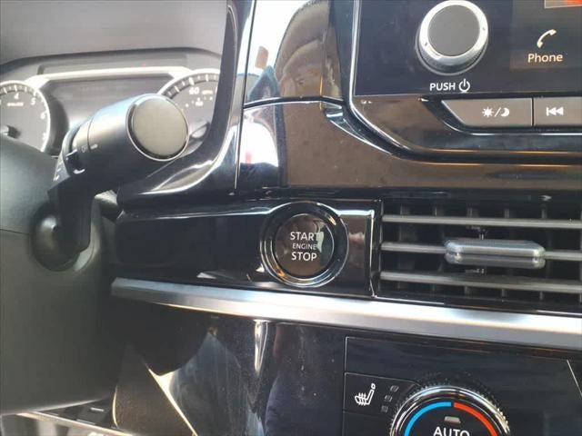 2025 Nissan Pathfinder SV 2WD