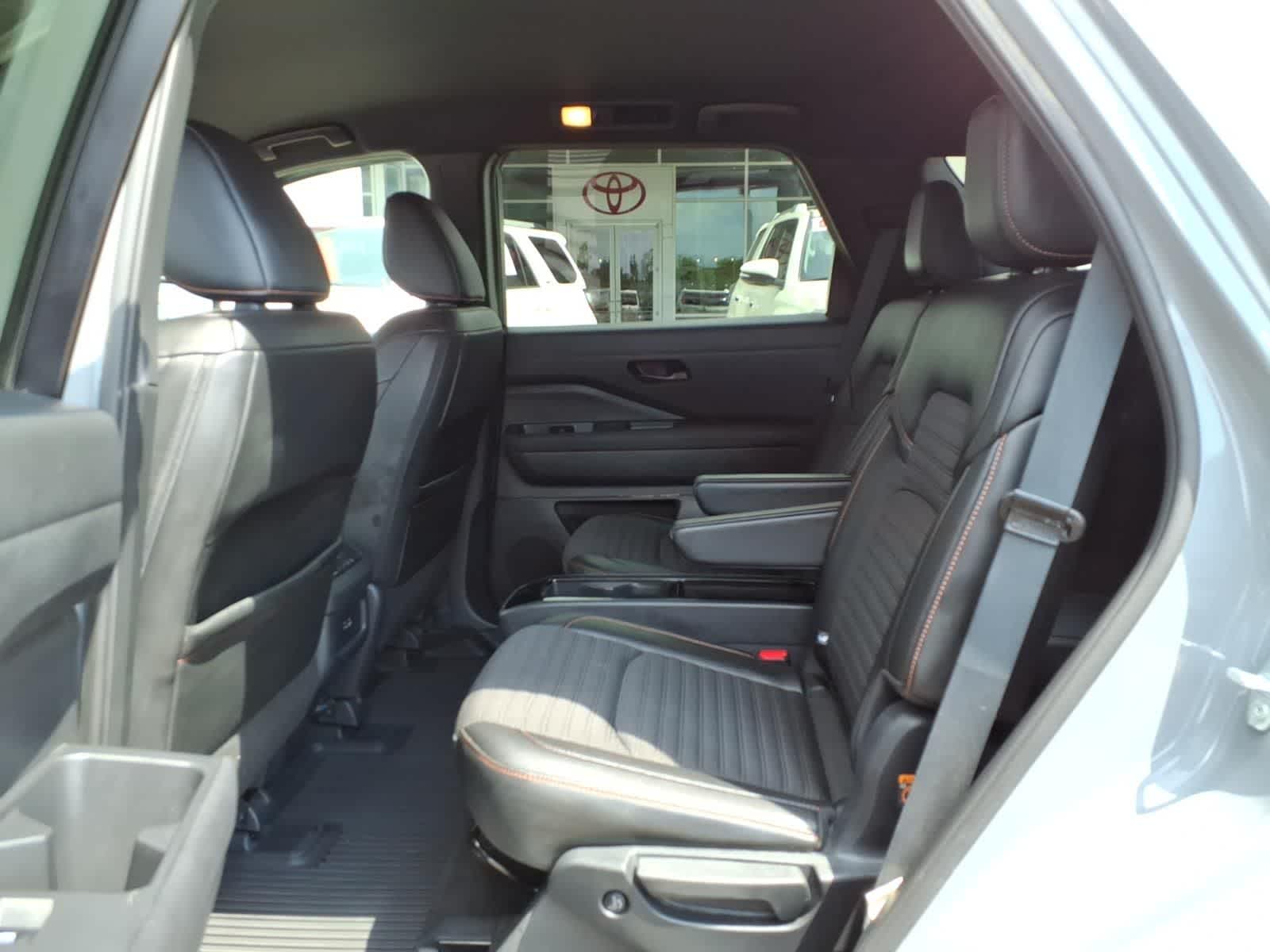 2025 Nissan Pathfinder Rock Creek 4WD