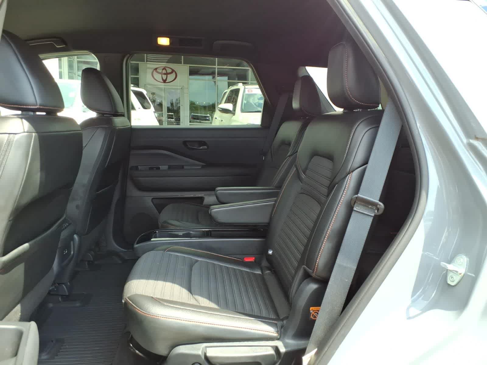 2025 Nissan Pathfinder Rock Creek 4WD