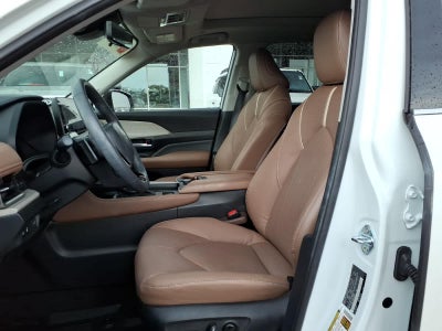 2025 Toyota Grand Highlander Platinum AWD