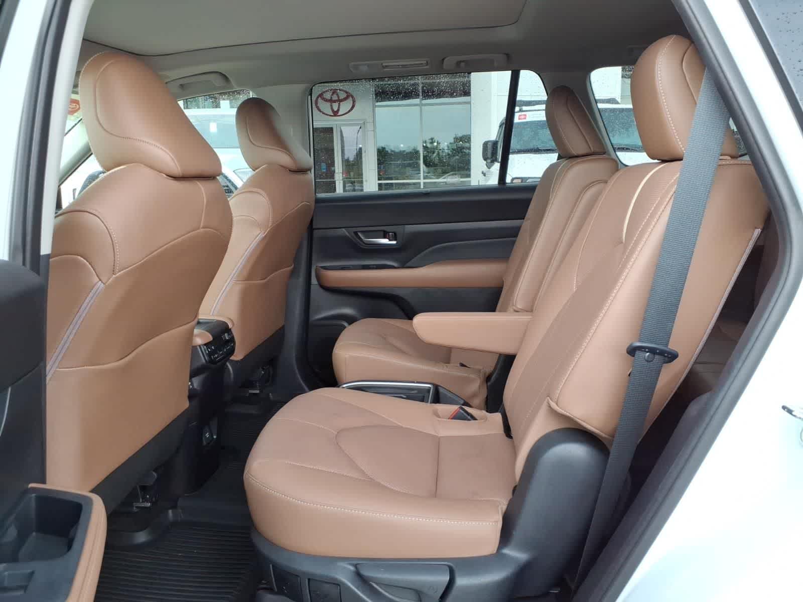 2025 Toyota Grand Highlander Platinum AWD
