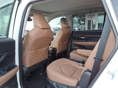 2025 Toyota Grand Highlander Platinum AWD