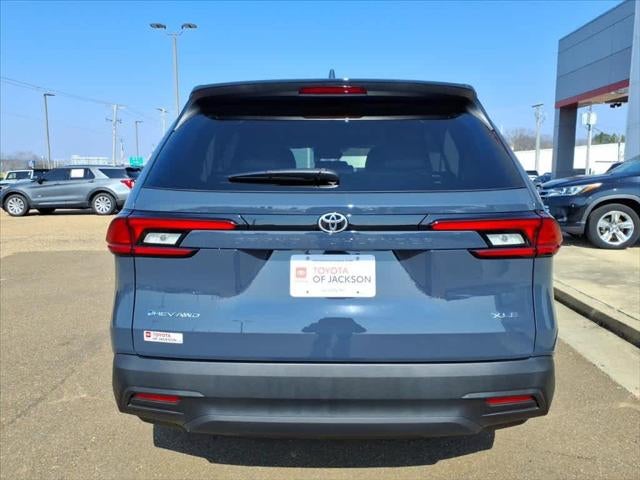 2026 Toyota Grand Highlander Hybrid XLE AWD