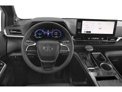 2025 Toyota Sienna Woodland Edition AWD 7-Passenger