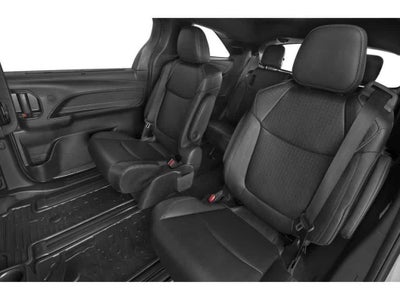 2025 Toyota Sienna Woodland Edition AWD 7-Passenger