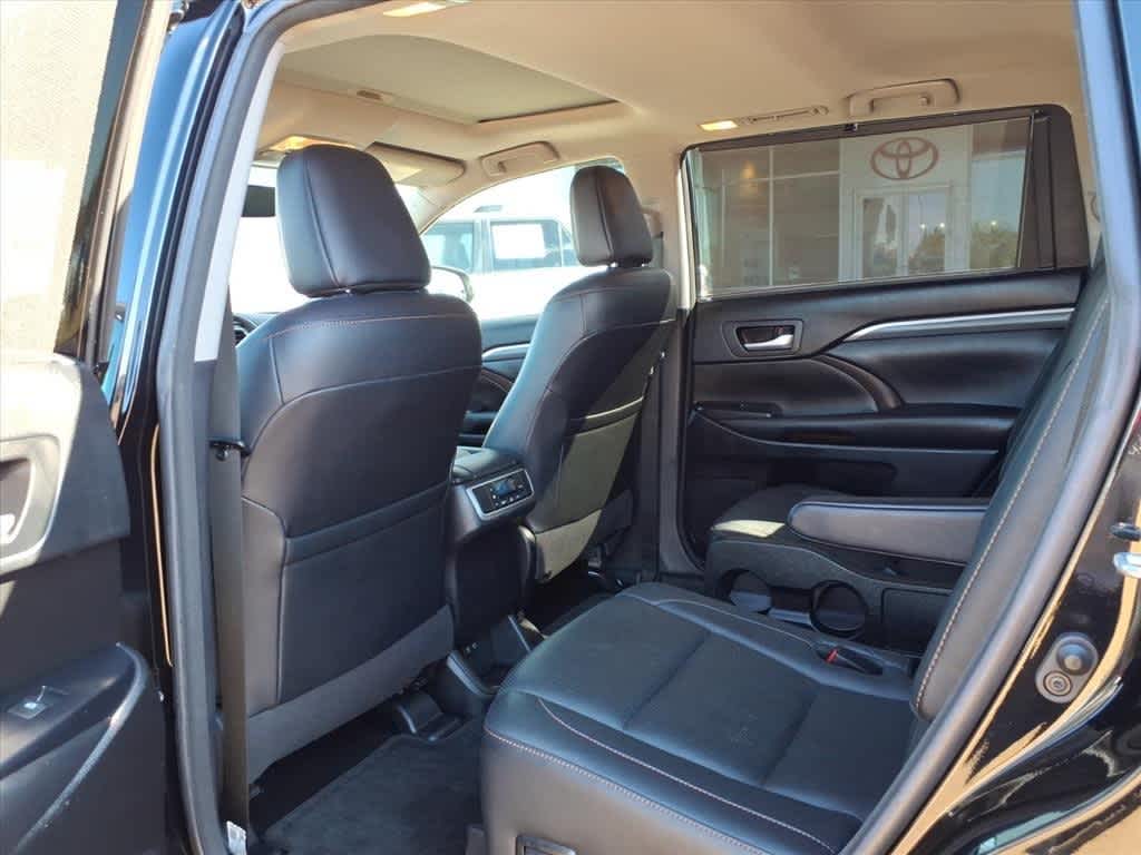 2018 Toyota Highlander Hybrid Limited V6 AWD