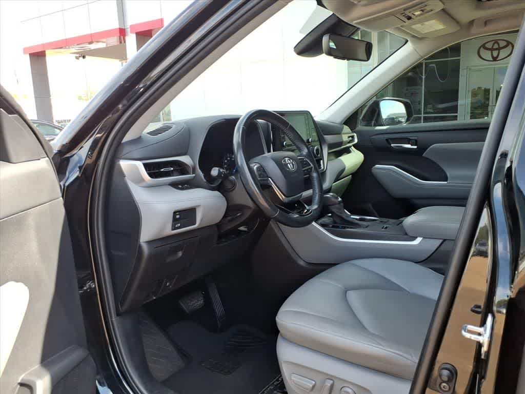 2020 Toyota Highlander Hybrid XLE FWD