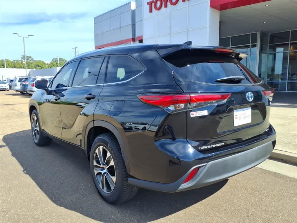 2020 Toyota Highlander Hybrid XLE FWD