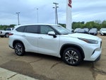2022 Toyota Highlander XLE FWD