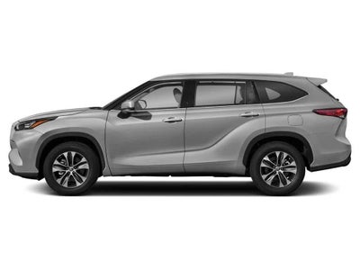 2022 Toyota Highlander XLE FWD